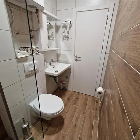 Nivalis Hill 7 * Яхорина