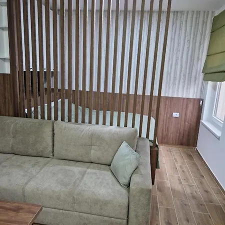 Nivalis Hill 7 Apartment